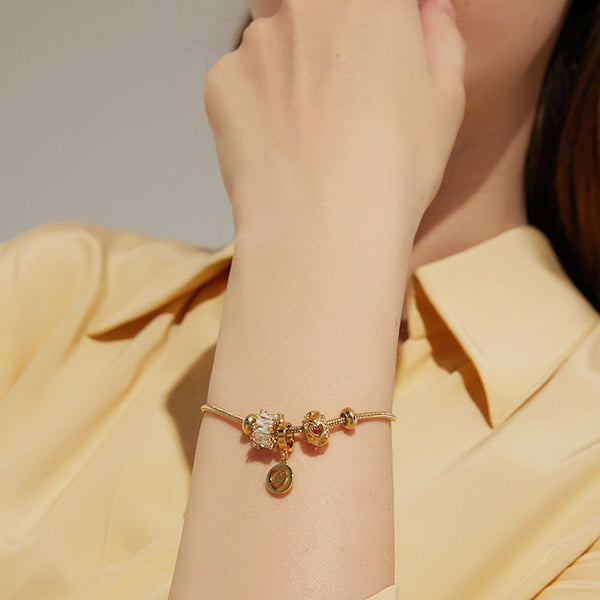 Zircon Flower Bracelet for Women | Elegant Cubic Zirconia Floral Adjustable Chain | Premium Fashion Jewelry Gift