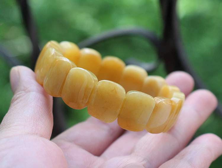 Yellow Dragon Jade Bracelet for Men and Women | Authentic Natural Feng Shui Lucky Charm | Unisex Serpentine Gemstone Bangle for Wealth Protection