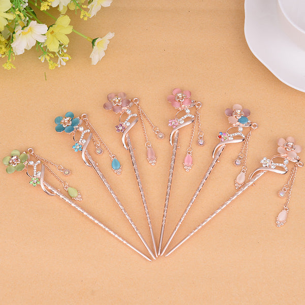 Floral Tassel Hairpin — Eastern Serenity for Quiet Moments
