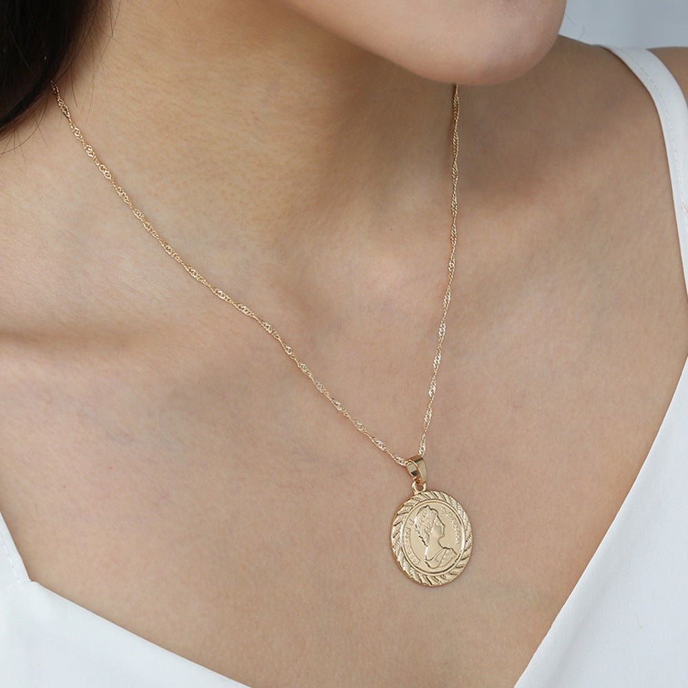 Round Coin Pendant Necklace | Elegant Portrait Coin Layered Necklace | Minimalist Gold Metal Pendant for Women
