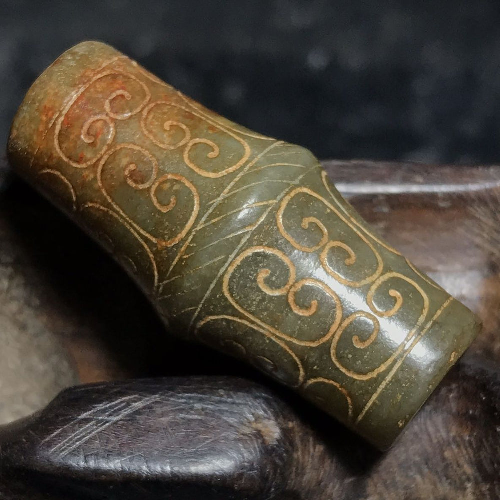 Handcrafted Hotan Jade Necklace - Natural Stone Beaded String with Wrinkle Texture & Zen Aesthetic