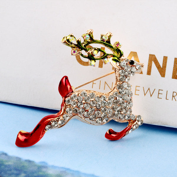 Evergreen Whisper Brooch — Minimalist Christmas Tree Pin for Quiet Celebrations