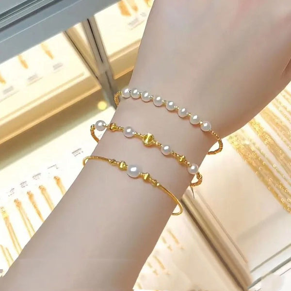 Elegant Elastic Memory Bracelet for Women – Pearl & Gold Accents