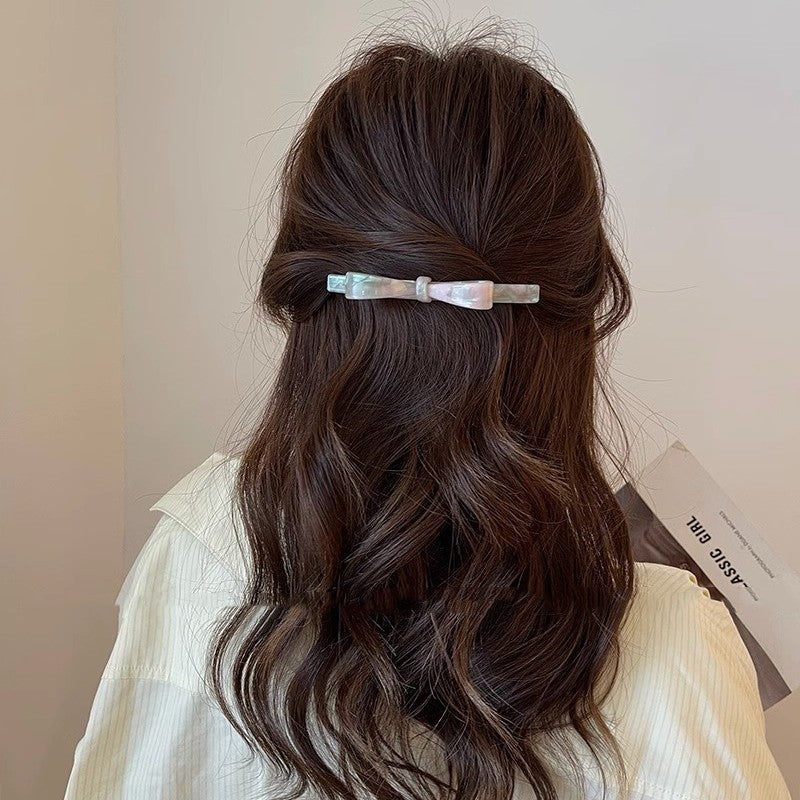 Silk & Sage Vertical Bow Hair Clip — Minimalist Eastern Elegance for Quiet Mornings