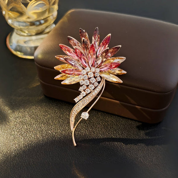 Elegant Crystal Diamond Flower Brooch for Women – Luxurious Fashion Accessory for Dress, Coat, or Shawl