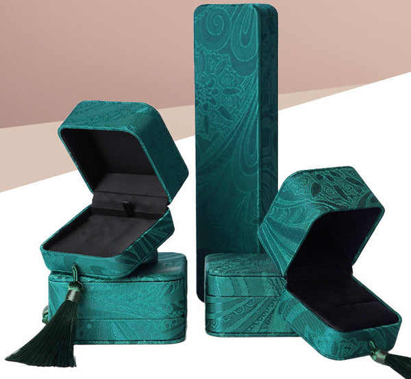 Chinese Style Dark Green Velvet Jewelry Box with Tassel Detail | Eastern Elegance Storage Case