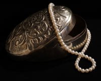 Orchid Bell Tassel Hair Clip — Serene Eastern Elegance for Quiet Moments